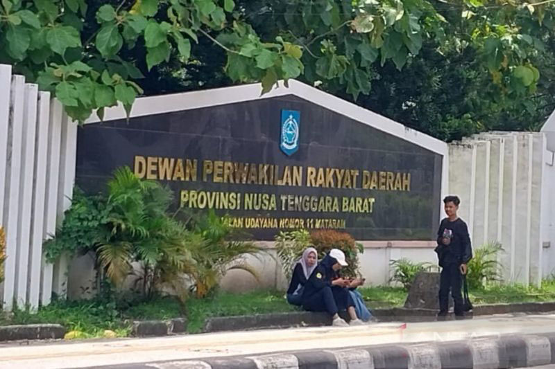 DPRD minta audit investigasi atas utang Rp247 miliar di RSUP NTB
