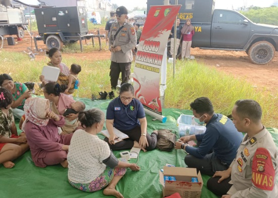 Polda Metro beri trauma healing kepada korban kebakaran di Penjaringan Polda Metro beri trauma healing kepada korban kebakaran di Penjaringan