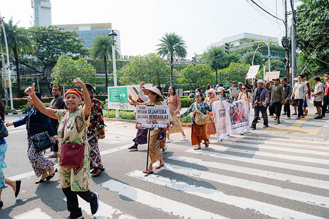 Seribu Bayang Purnama, sebuah film tentang problematika petani Indonesia Seribu Bayang Purnama, sebuah film tentang problematika petani Indonesia