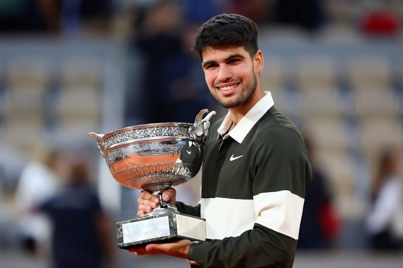 Alcaraz selamat dari ancaman di akhir laga pembuka Queens Club Alcaraz selamat dari ancaman di akhir laga pembuka Queens Club