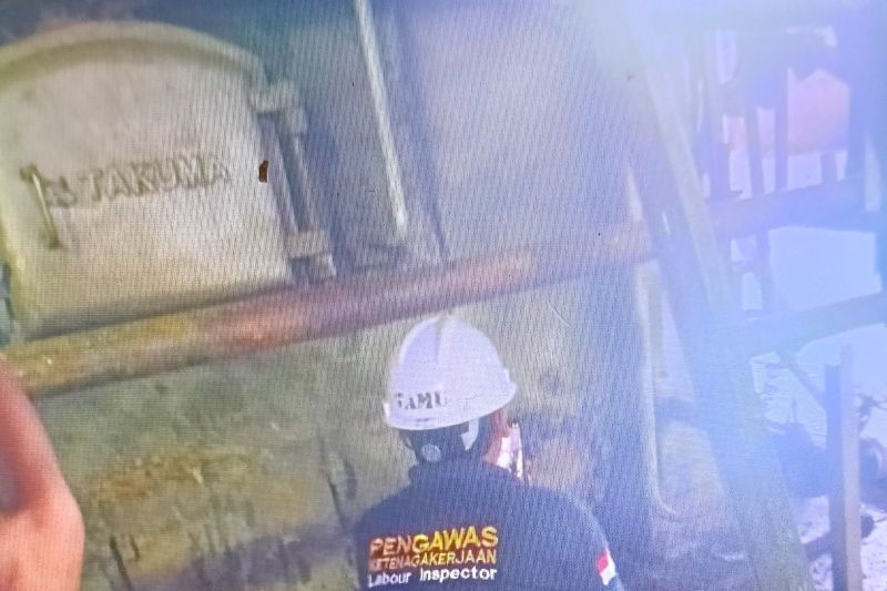 Polisi selidiki kecelakaan kerja di pabrik kelapa sawit PT BSS Polisi selidiki kecelakaan kerja di pabrik kelapa sawit PT BSS