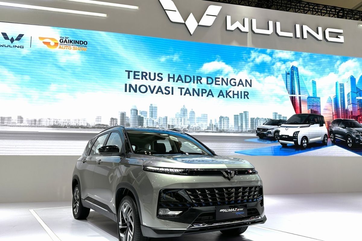 Wuling janjikan New Almaz RS Pro Hybrid bernilai jual kembali tinggi Wuling janjikan New Almaz RS Pro Hybrid bernilai jual kembali tinggi