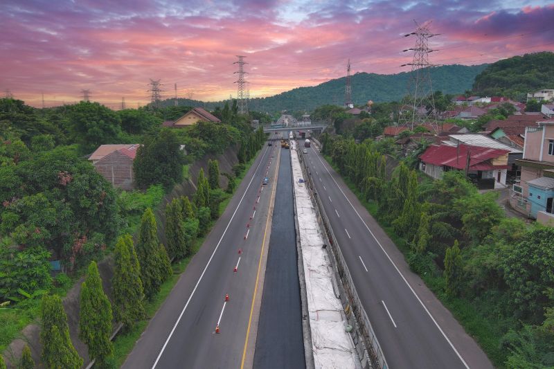 PTPP tingkatkan konektivitas melalui pelebaran Tol Tangerang–Merak PTPP tingkatkan konektivitas melalui pelebaran Tol Tangerang–Merak