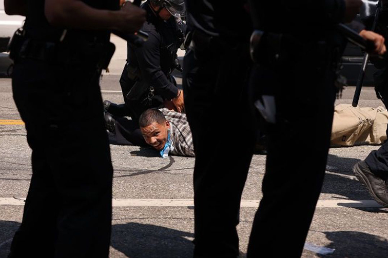 Kemlu pastikan pemenuhan hak-hak dua WNI yang ditangkap di LA