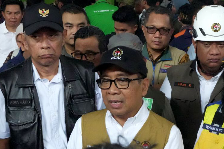 Pemerintah relokasi warga terdampak tanah bergerak di Purwakarta Pemerintah relokasi warga terdampak tanah bergerak di Purwakarta