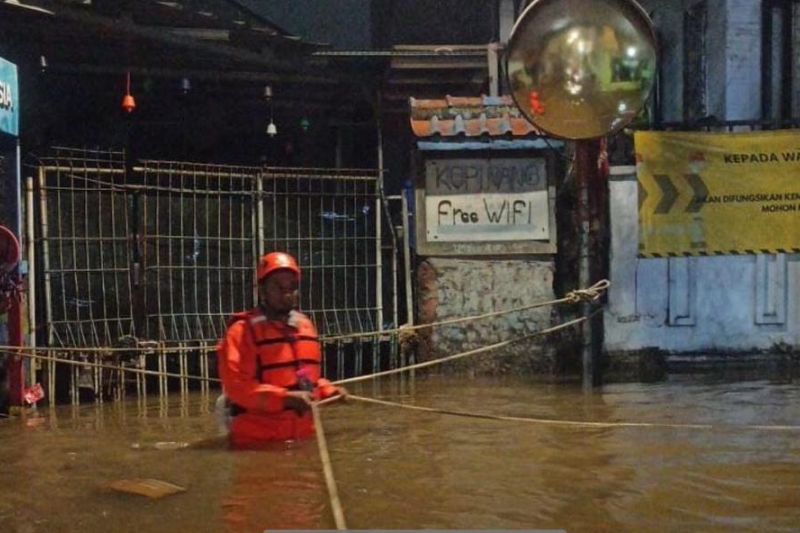 BPBD catat 29 RT di Petogogan Jakarta Selatan terendam banjir BPBD catat 29 RT di Petogogan Jakarta Selatan terendam banjir