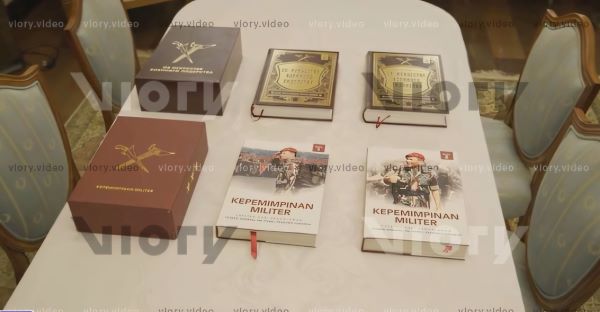 Buku Kepemimpinan Militer karya Presiden Prabowo terbit di Rusia Buku Kepemimpinan Militer karya Presiden Prabowo terbit di Rusia