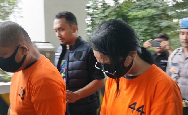 Polresta Bandara Soetta tangkap pasutri penipu modus wisata rohani Polresta Bandara Soetta tangkap pasutri penipu modus wisata rohani