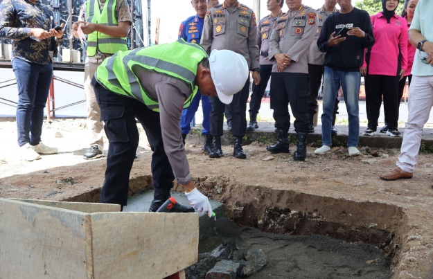 Polda Sulut mulai bangun gudang ketahanan pangan Polri Polda Sulut mulai bangun gudang ketahanan pangan Polri