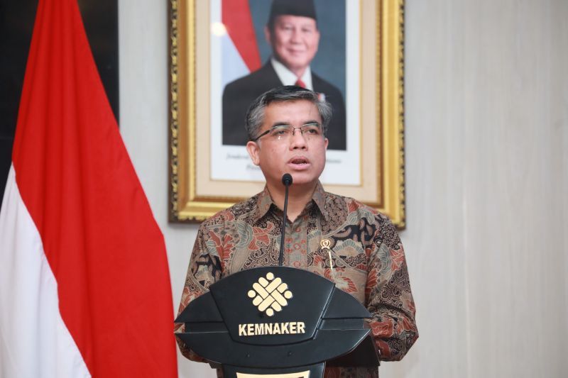 Kemnaker perkuat layanan perizinan TKA dan K3 yang profesional Kemnaker perkuat layanan perizinan TKA dan K3 yang profesional