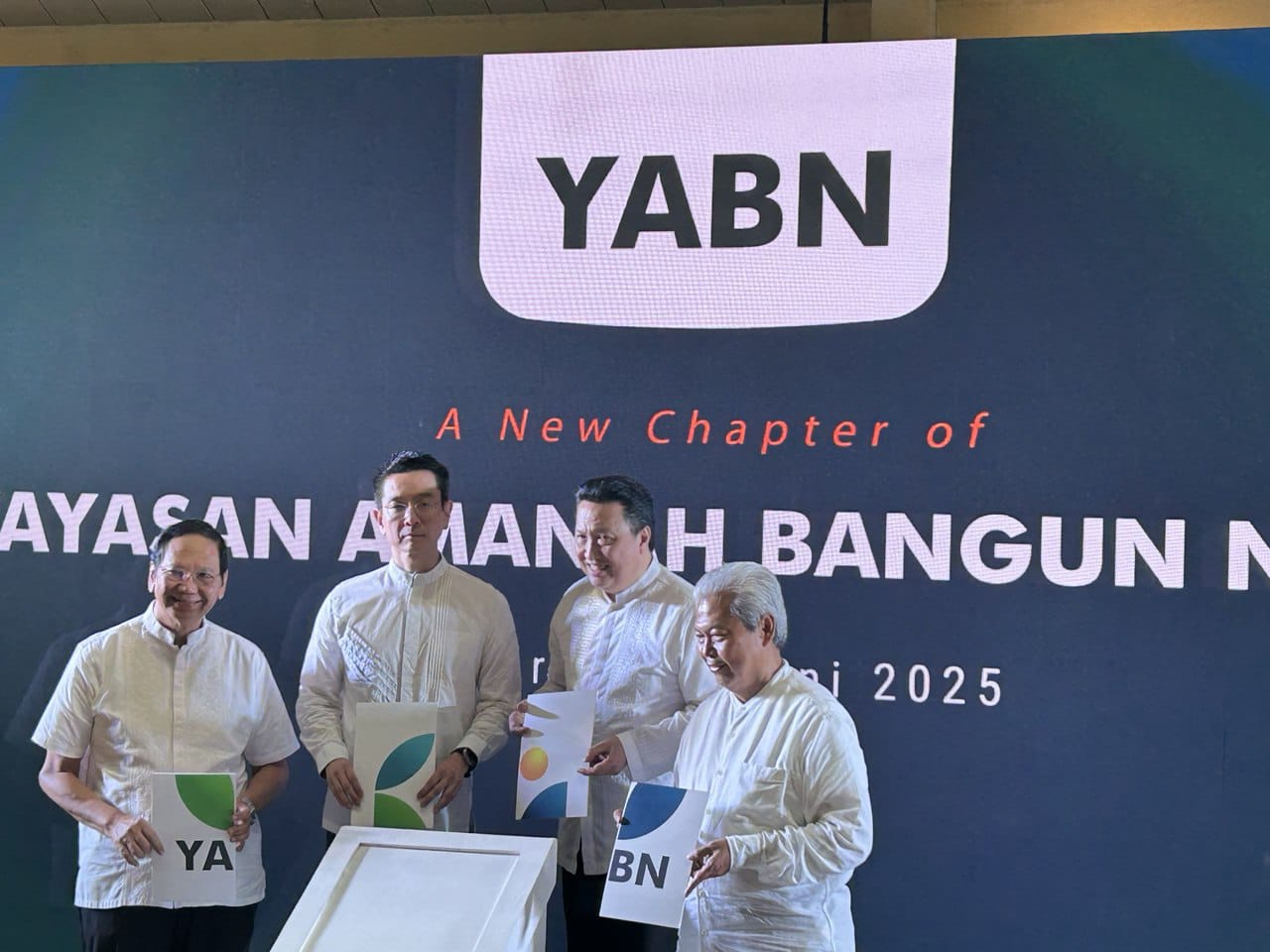 Boy Thohir resmi menganti nama Yayasan Adaro yakni Yayasan Amanah Bangun Negeri Boy Thohir resmi menganti nama Yayasan Adaro yakni Yayasan Amanah Bangun Negeri
