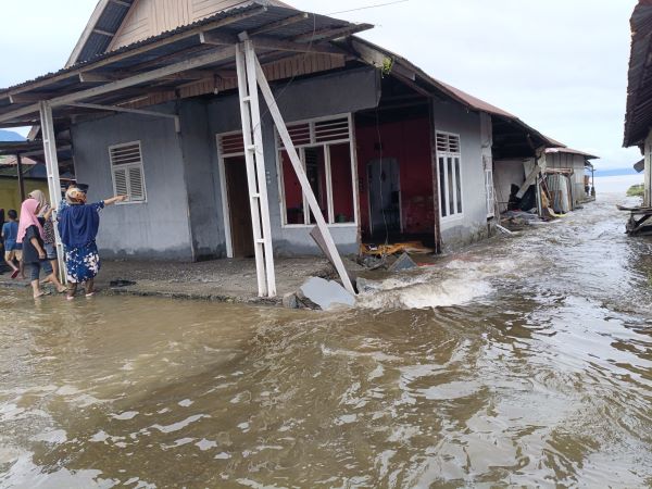Banjir dan longsor landa Halmahera Selatan, Kemensos kirim bantuan Banjir dan longsor landa Halmahera Selatan, Kemensos kirim bantuan