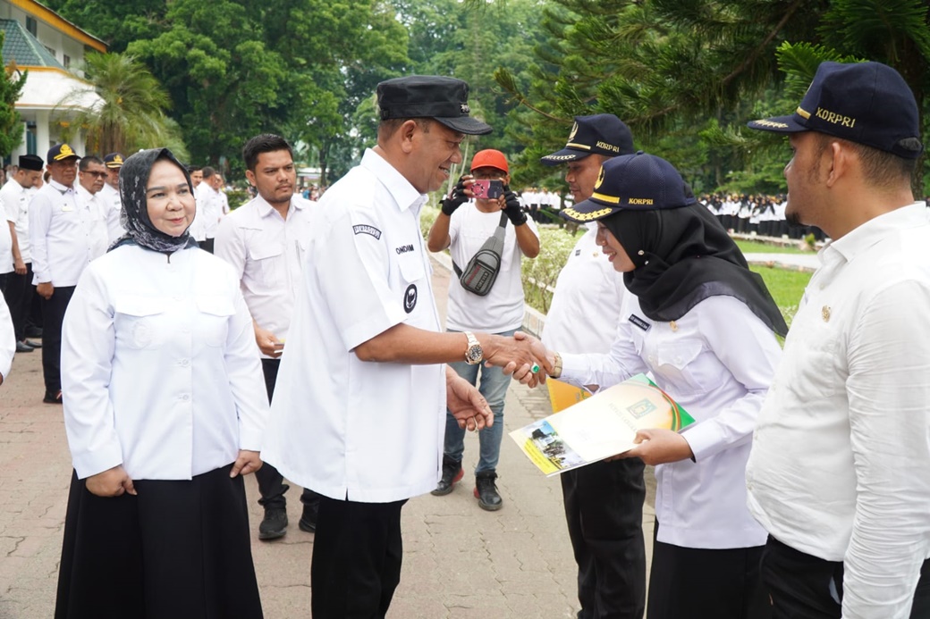 Bupati Langkat lantik 1.247 orang PPPK Bupati Langkat lantik 1.247 orang PPPK