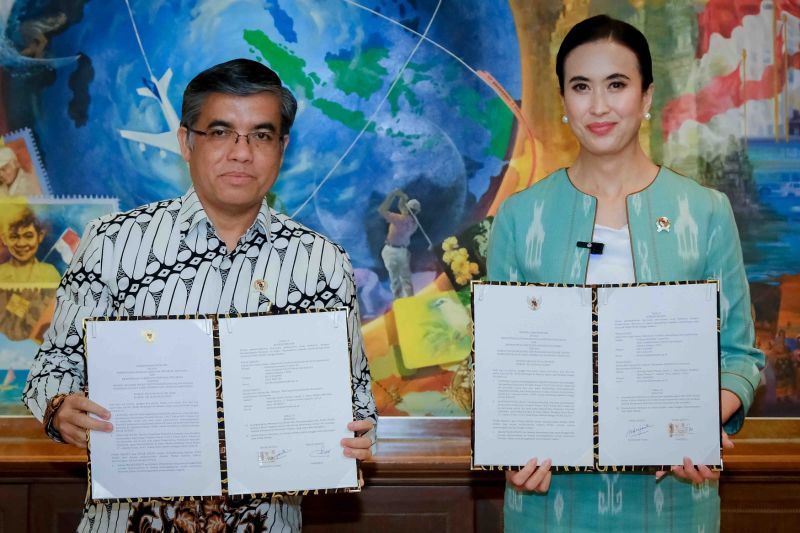 Kementerian Pariwisata berkolaborasi untuk tingkatkan SDM pariwisata Kementerian Pariwisata berkolaborasi untuk tingkatkan SDM pariwisata