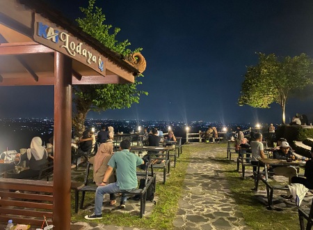Daop 6 resmikan balkon KAI di puncak Sosok Bantul, dukung fasilitas wisata Daop 6 resmikan balkon KAI di puncak Sosok Bantul, dukung fasilitas wisata