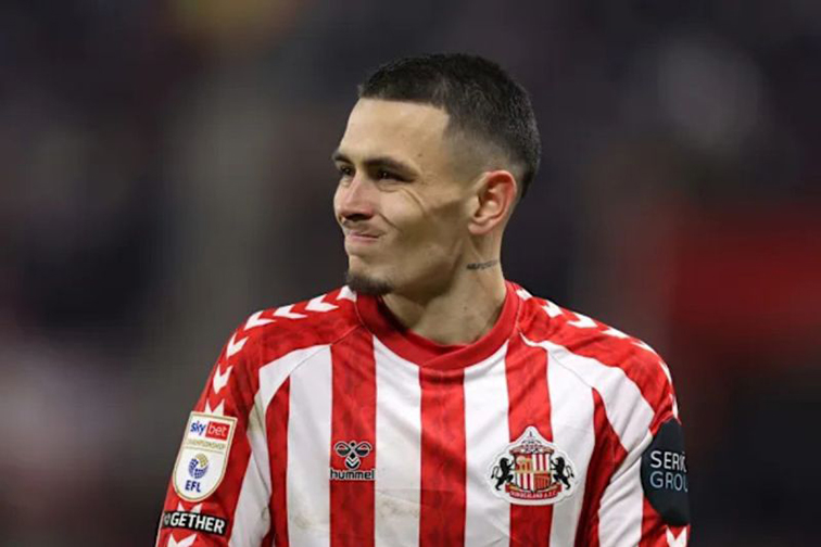 Klub promosi Sunderland permanenkan Enzo Le Fee dari AS Roma Klub promosi Sunderland permanenkan Enzo Le Fee dari AS Roma