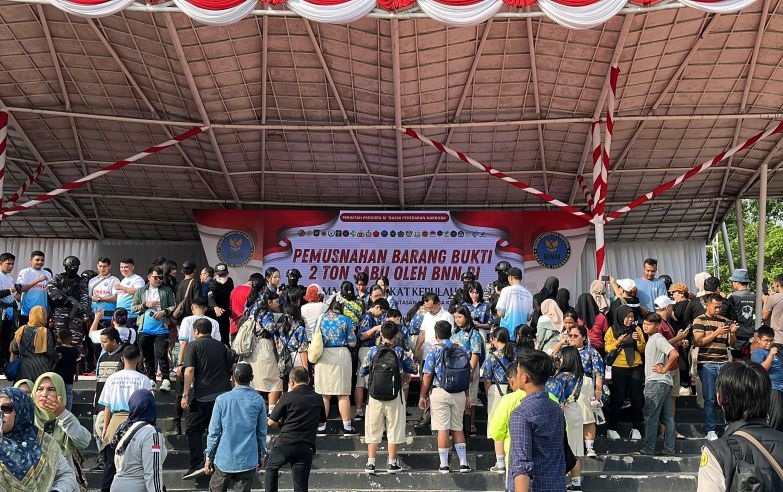 Menko Polkam pimpin pemusnahan 2 ton sabu di Batam Menko Polkam pimpin pemusnahan 2 ton sabu di Batam