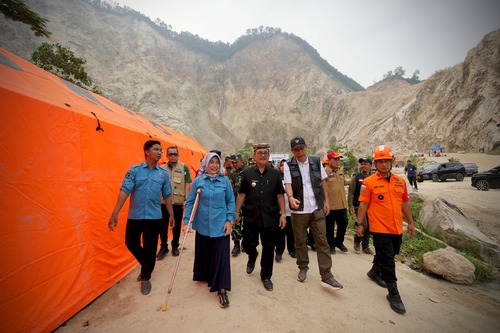 Santunan Rp384 juta Pemerintah untuk korban longsor Cirebon