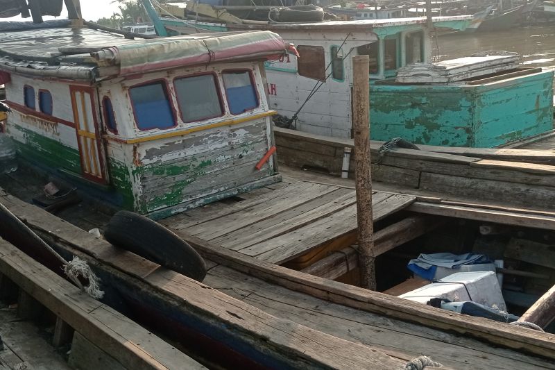 BMKG ingatkan nelayan waspadai tinggi gelombang selatan Banten 4 meter BMKG ingatkan nelayan waspadai tinggi gelombang selatan Banten 4 meter