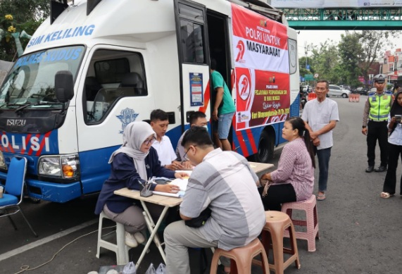 Peringati Hari Bhayangkara, Polres Kudus hadirkan pelayanan prima di CFD Peringati Hari Bhayangkara, Polres Kudus hadirkan pelayanan prima di CFD