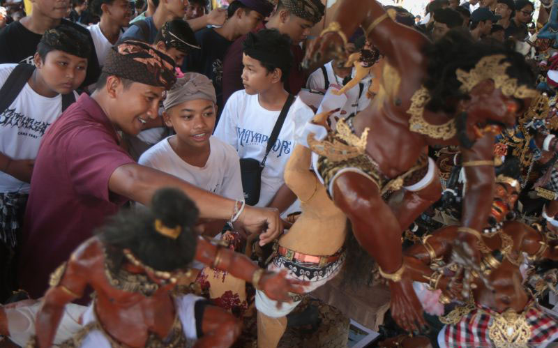 Sebanyak 122 peserta ikut meriahkan lomba ogoh-ogoh mini di Mataram