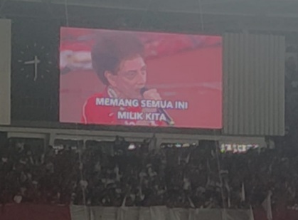 Sebelum kick-off Indonesia vs China, GBK bergemuruh oleh penampilan God Bless dan Judika Sebelum kick-off Indonesia vs China, GBK bergemuruh oleh penampilan God Bless dan Judika
