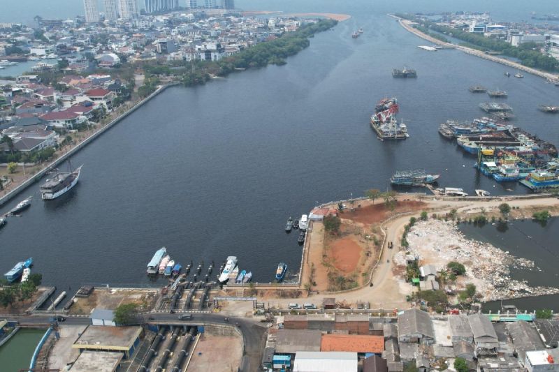 Kementerian PU siap bangun tanggul di Pesisir Teluk Jakarta tahap 7 Kementerian PU siap bangun tanggul di Pesisir Teluk Jakarta tahap 7