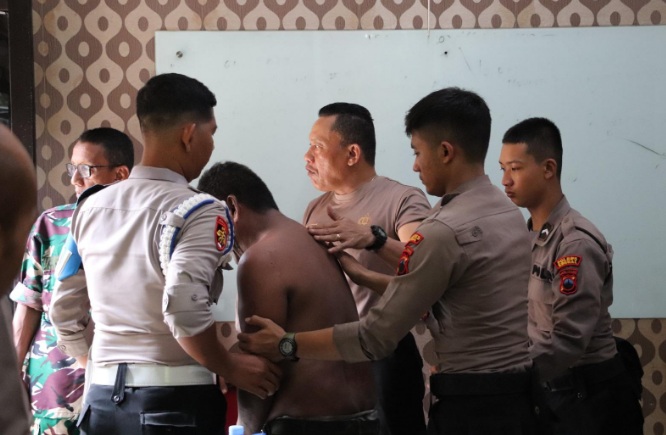 Dua polisi di Kendal diserang orang mabuk sabu Dua polisi di Kendal diserang orang mabuk sabu