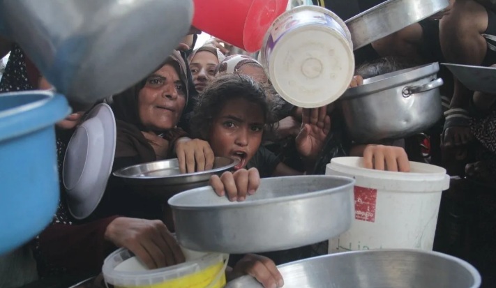 Anggaran dipangkas, UNHCR kurangi program dan ribuan pekerja Anggaran dipangkas, UNHCR kurangi program dan ribuan pekerja