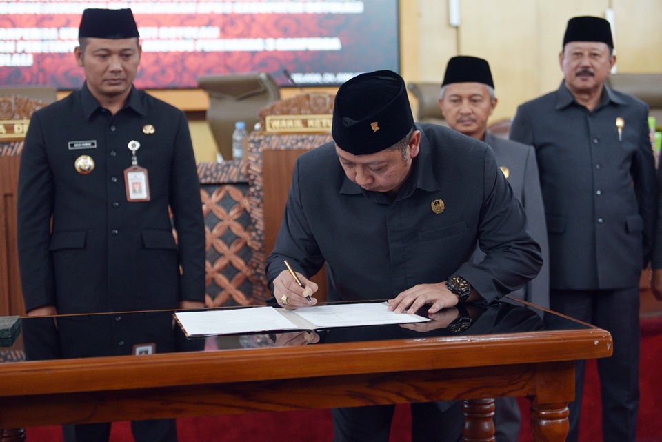 Ranperda pertanggungjawaban APBD 2024 disetujui Ranperda pertanggungjawaban APBD 2024 disetujui