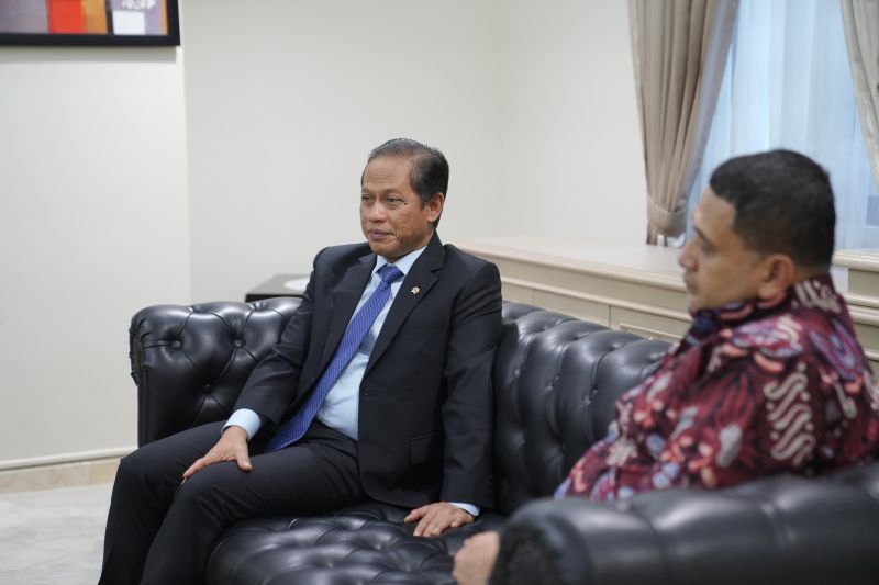 Munafri - Menteri LHK bahas penanganan sampah jadi energi listrik Munafri - Menteri LHK bahas penanganan sampah jadi energi listrik