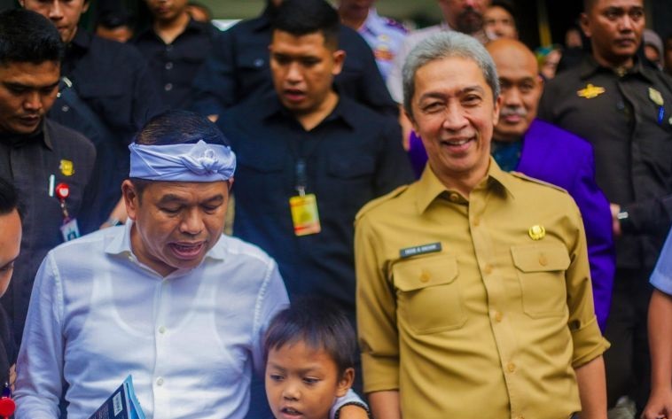 Gubernur Jabar dan Wali Kota Bogor bicarakan kepemimpinan Gubernur Jabar dan Wali Kota Bogor bicarakan kepemimpinan