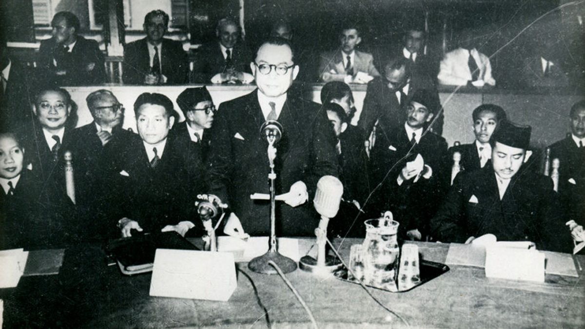 15 Juni 1979: Pidato terakhir Bung Hatta di forum, berisi kritikan terhadap Orde Baru 15 Juni 1979: Pidato terakhir Bung Hatta di forum, berisi kritikan terhadap Orde Baru