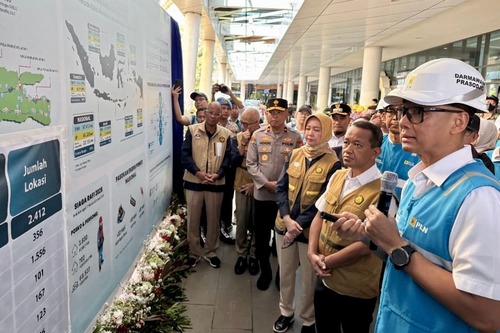 Menteri Bahlil apresiasi kesiapan PLN sambut Mudik Lebaran 2025 Menteri Bahlil apresiasi kesiapan PLN sambut Mudik Lebaran 2025