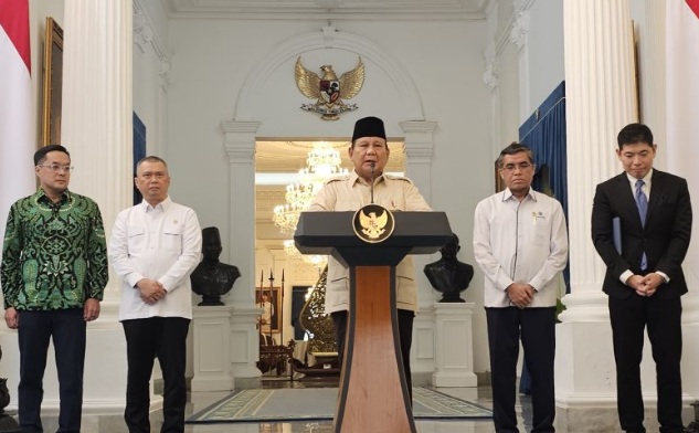 Presiden umumkan mekanisme pemberian THR pekerja swasta, BUMN dan BUMD Presiden umumkan mekanisme pemberian THR pekerja swasta, BUMN dan BUMD