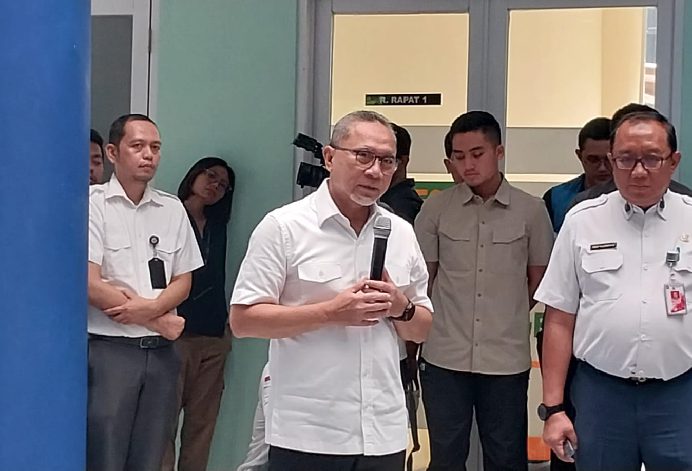 Zulkifli Hasan apresiasi kemajuan pengolahan sampah Bantar Gebang Zulkifli Hasan apresiasi kemajuan pengolahan sampah Bantar Gebang