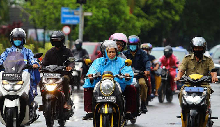 Sebagian besar wilayah Indonesia akan alami hujan pada Jumat