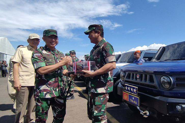 Menhan serahkan 700 Maung MV3 ke TNI dan Polri untuk operasional