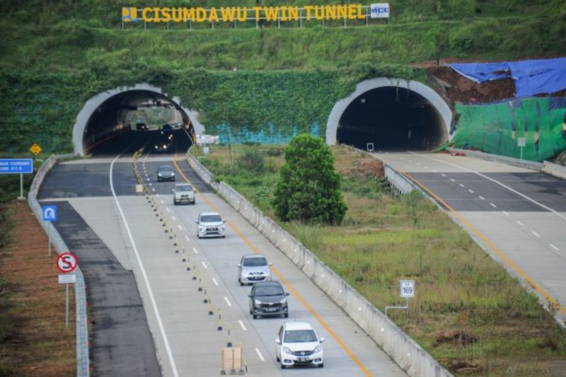 Jusuf Hamka sebut berencana gratiskan Tol Cisumdawu saat arus balik Jusuf Hamka sebut berencana gratiskan Tol Cisumdawu saat arus balik