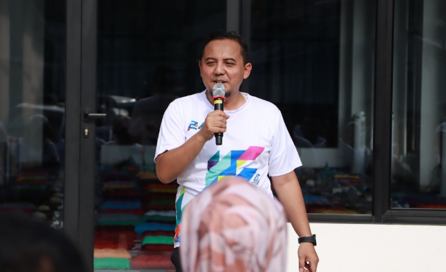 Wujudkan green energy, PLN Icon Plus serahkan kendaraan listrik kepada PLTU Punagaya Wujudkan green energy, PLN Icon Plus serahkan kendaraan listrik kepada PLTU Punagaya
