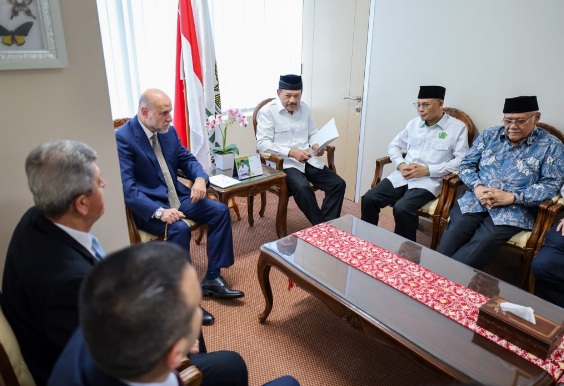 Penasihat Presiden Palestina - BASNAZ perkuat koordinasi pengiriman bantuan kemanusiaan Penasihat Presiden Palestina - BASNAZ perkuat koordinasi pengiriman bantuan kemanusiaan