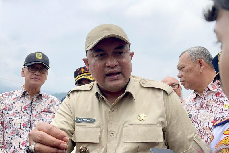 Bupati Bogor ajak warga datang berwisata ke Puncak Bupati Bogor ajak warga datang berwisata ke Puncak