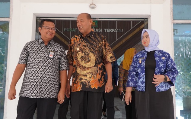 Bupati Langkat sambut kunjungan Kepala BPK Perwakilan Sumut Bupati Langkat sambut kunjungan Kepala BPK Perwakilan Sumut
