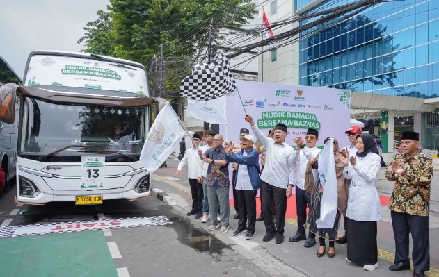 Sebanyak 850 guru dan marbot ikut kegiatan mudik gratis bersama Baznas Sebanyak 850 guru dan marbot ikut kegiatan mudik gratis bersama Baznas