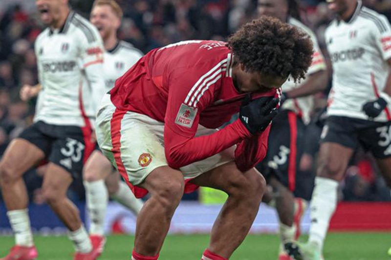 Kalah adu penalti lawan Fulham, MU kandas di putaran kelima Piala FA Kalah adu penalti lawan Fulham, MU kandas di putaran kelima Piala FA