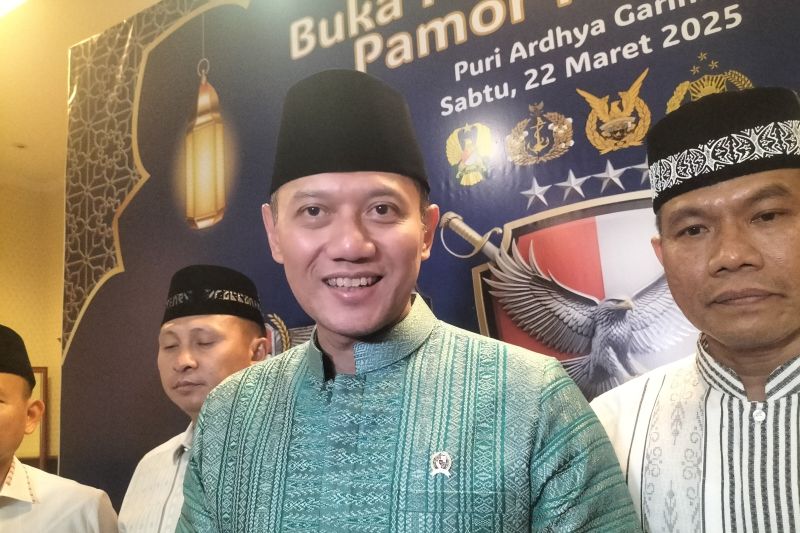 AHY perintahkan Kementerian PU percepat perbaikan jalur mudik AHY perintahkan Kementerian PU percepat perbaikan jalur mudik