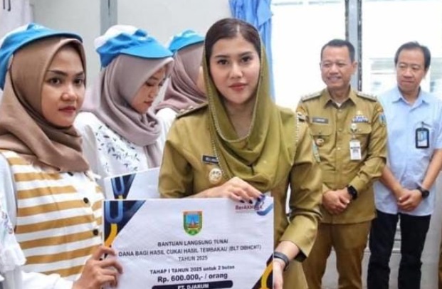 Puluhan ribu buruh rokok Kudus dapat BLT DBHCHT Puluhan ribu buruh rokok Kudus dapat BLT DBHCHT
