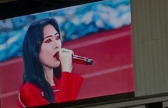 Isyana Sarasvati meriahkan Pra-Laga Timnas vs Bahrain di GBK Isyana Sarasvati meriahkan Pra-Laga Timnas vs Bahrain di GBK