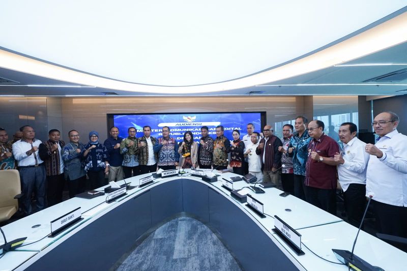 Menkomdigi sebut cakupan layanan jaringan 4G di NTT capai 98,59 persen Menkomdigi sebut cakupan layanan jaringan 4G di NTT capai 98,59 persen