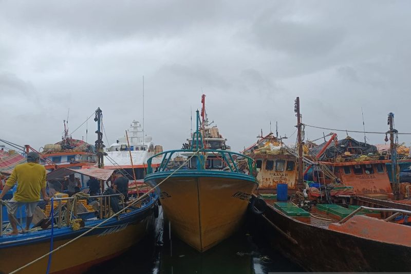 Ketinggian gelombang di perairan Sulut diperkirakan capai 2,5 meter Ketinggian gelombang di perairan Sulut diperkirakan capai 2,5 meter